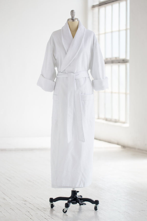 Resort Waffle & Plush Spa Robe in white on mannequin against a white background.