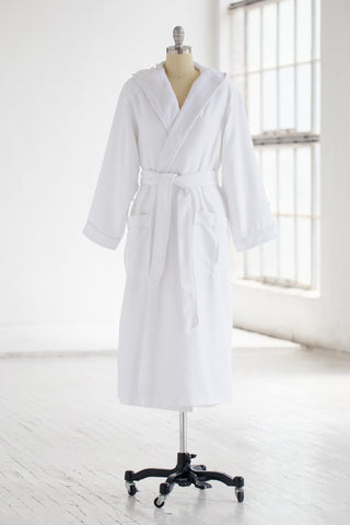 Pink Hooded Royalty Robe, soft fleece long plush spa bathrobe – Royalty  Robes