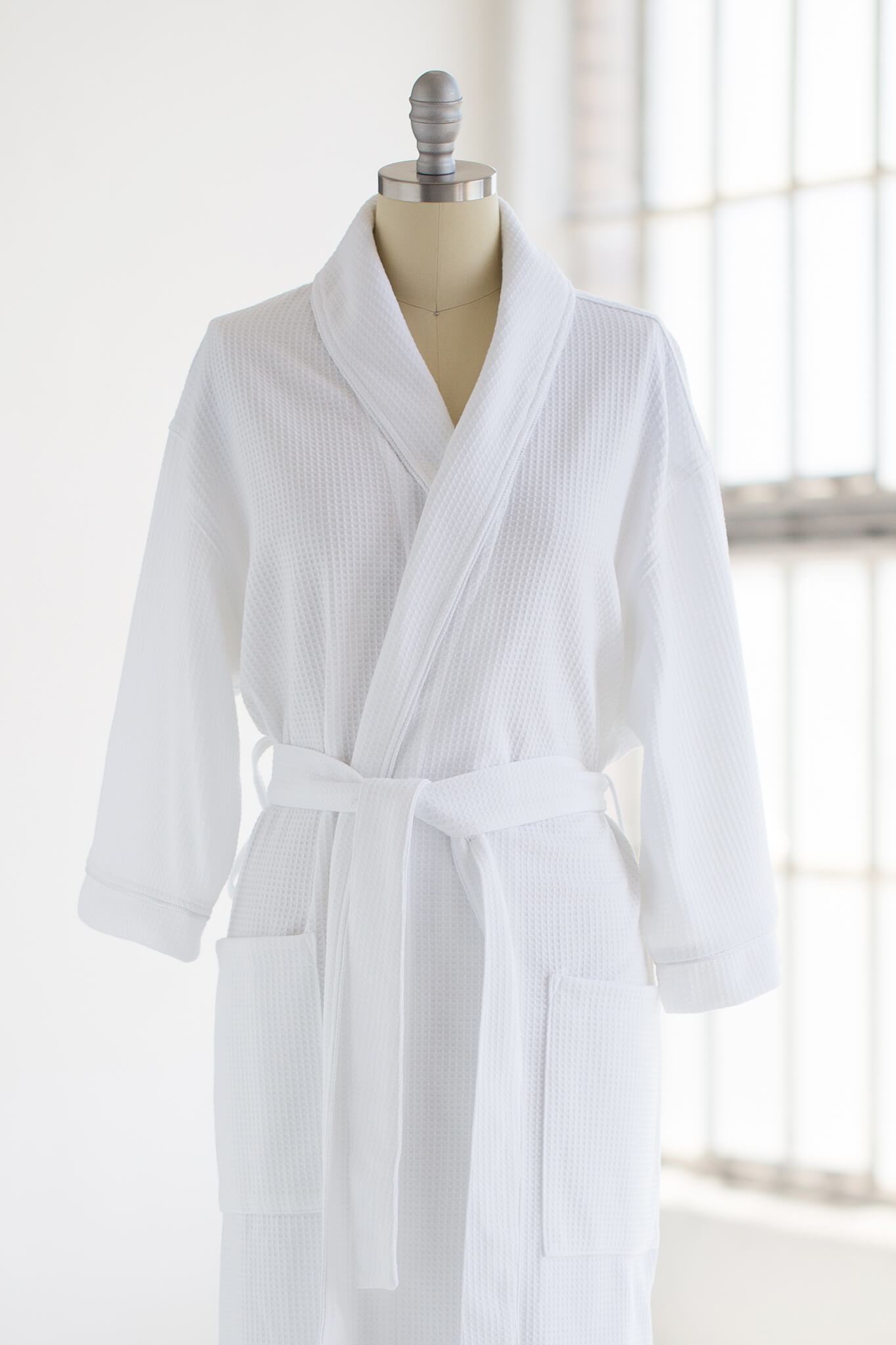 Find a Best-selling Bathrobe for Women or Men │ Luxury Spa Robes ...